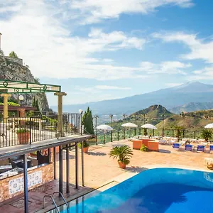 Sonia 4* Taormina
