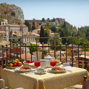 Isabella 3* Taormina